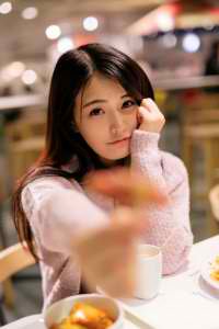 蓝天航空公司空姐